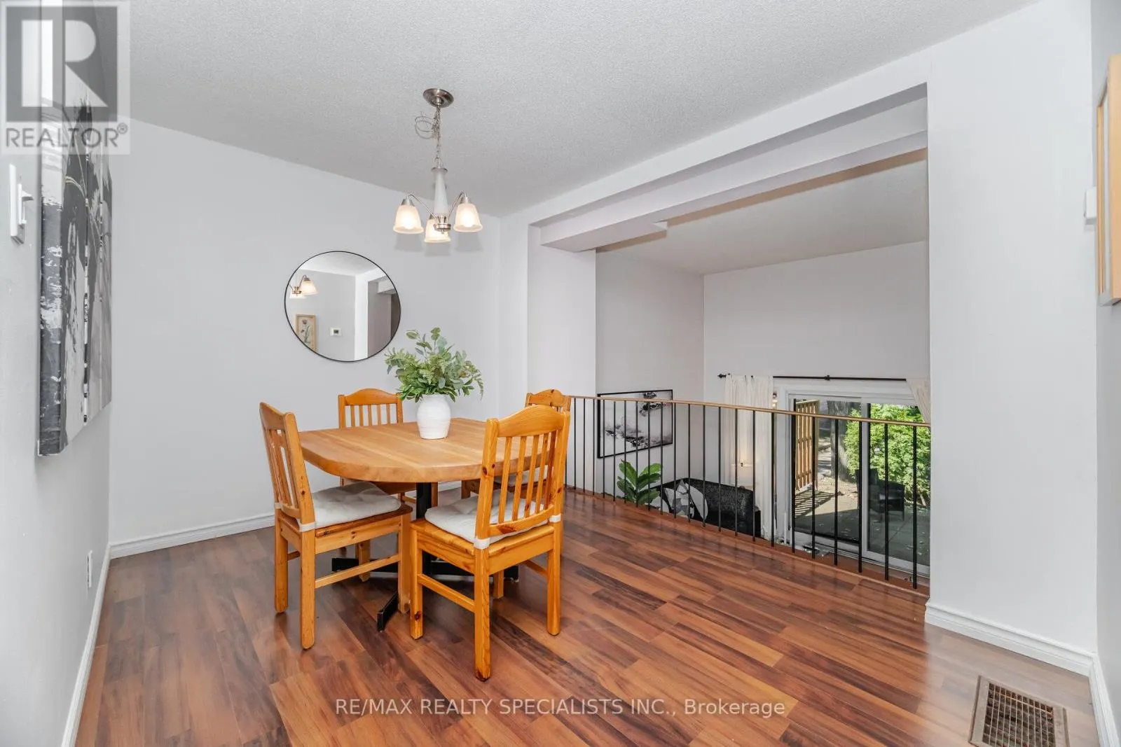74 - 2020 SOUTH MILLWAY