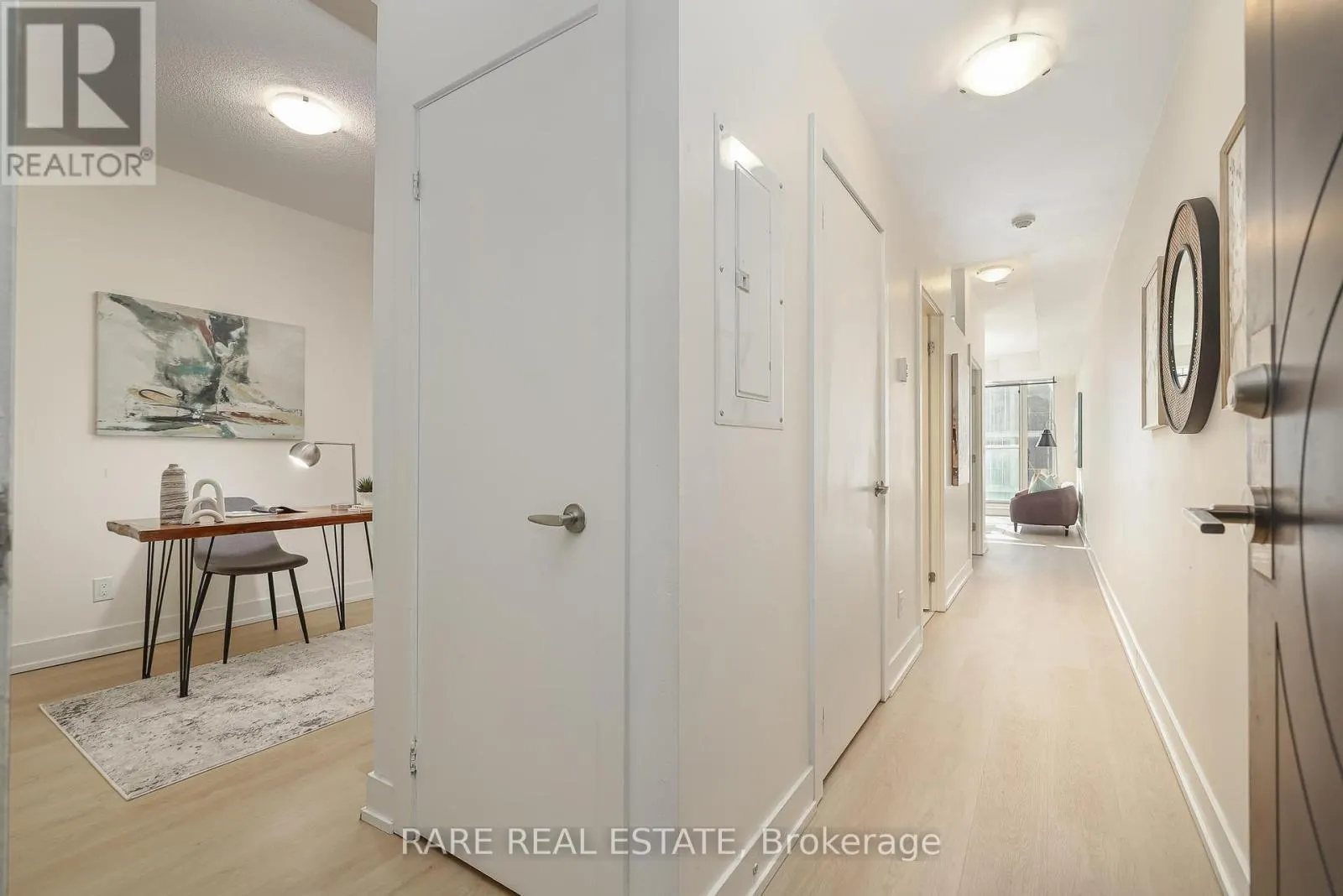 607 - 1638 BLOOR STREET W