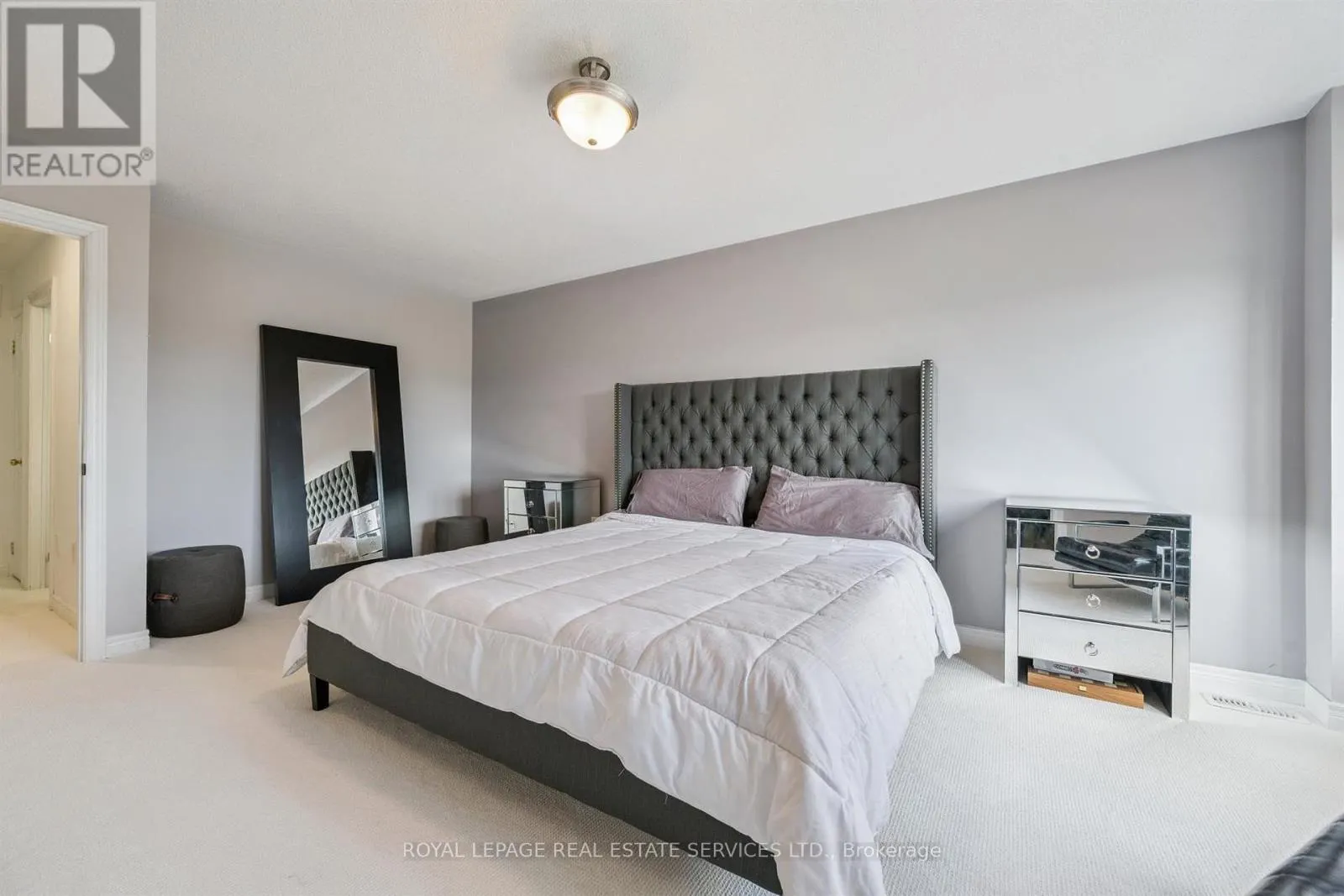 6 - 2006 TRAWDEN WAY