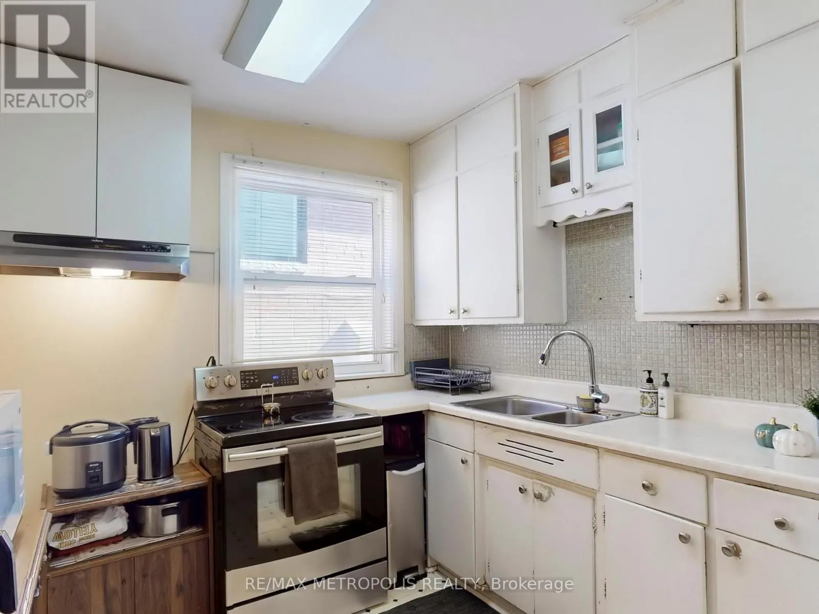 28 EVERSFIELD ROAD