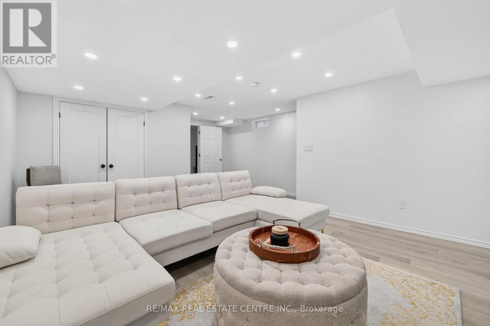 31 MARTREE CRESCENT