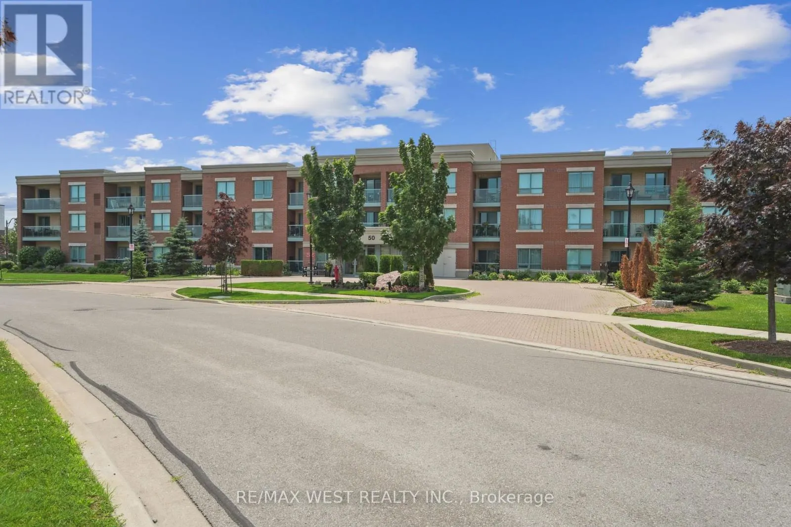 117 - 50 VIA ROSEDALE
