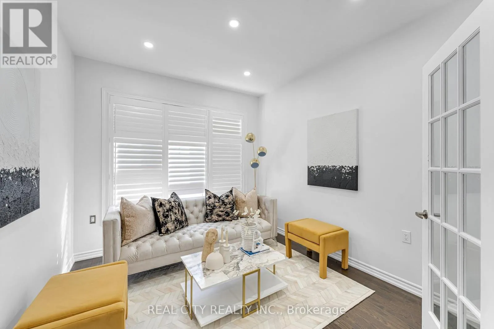 106 BENADIR AVENUE