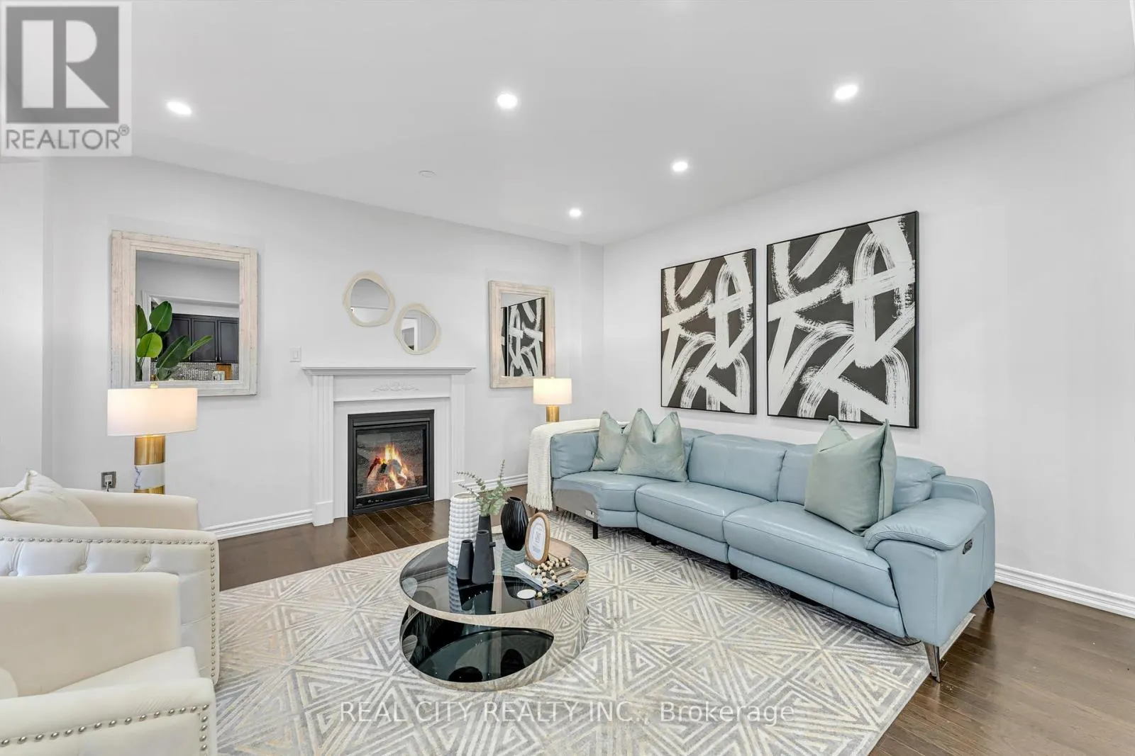 106 BENADIR AVENUE
