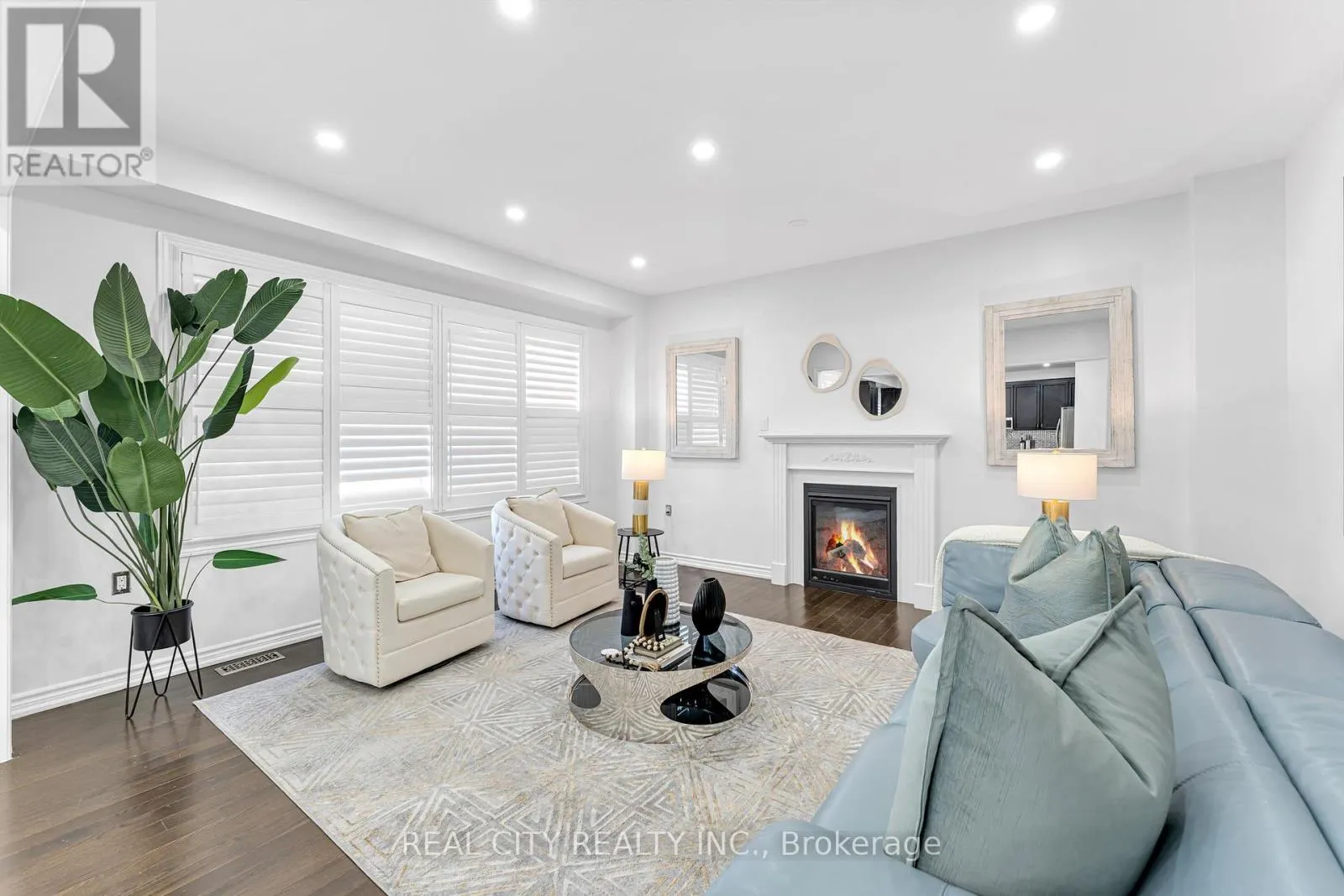 106 BENADIR AVENUE