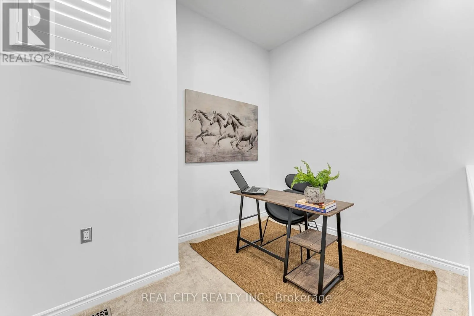 106 BENADIR AVENUE