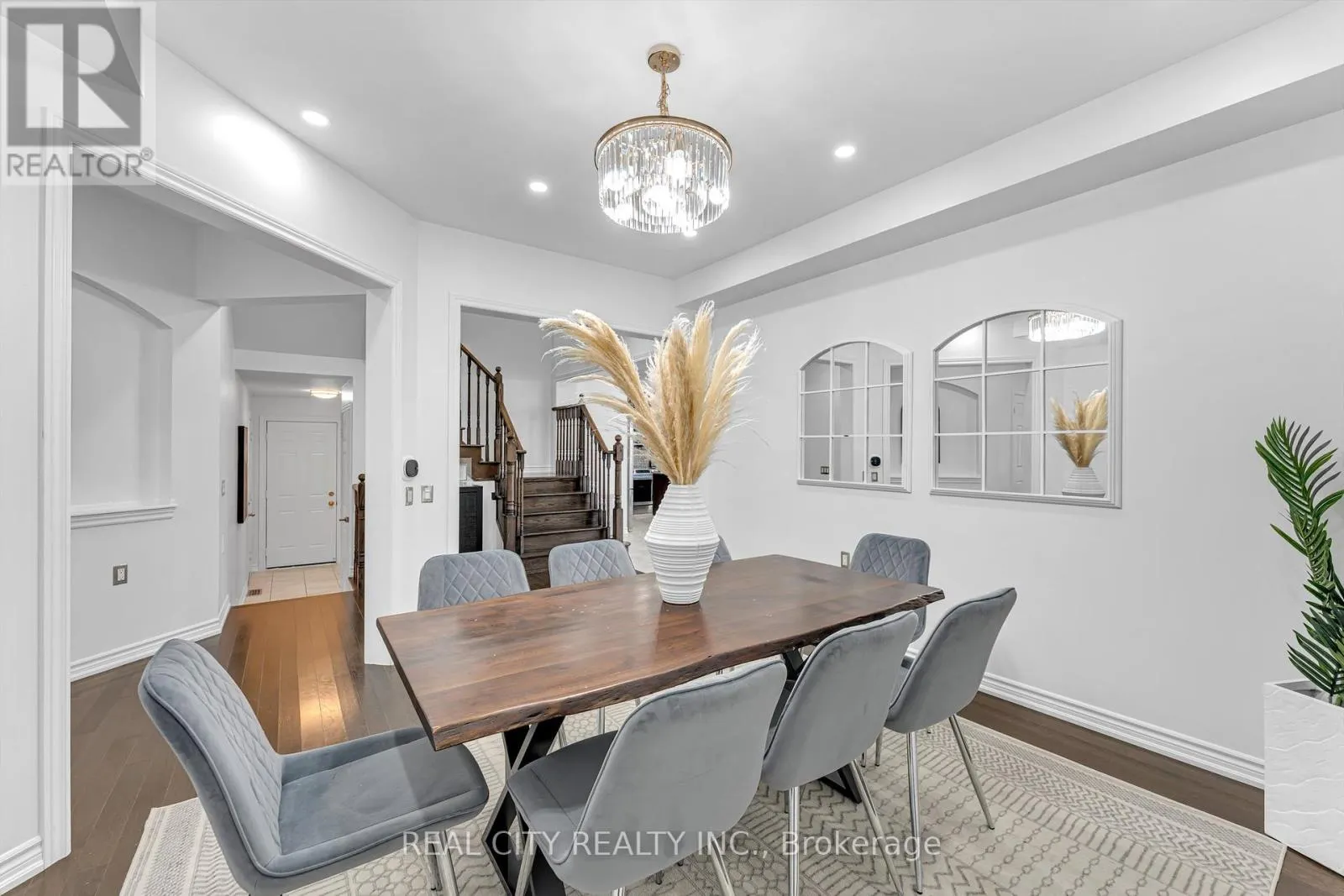 106 BENADIR AVENUE