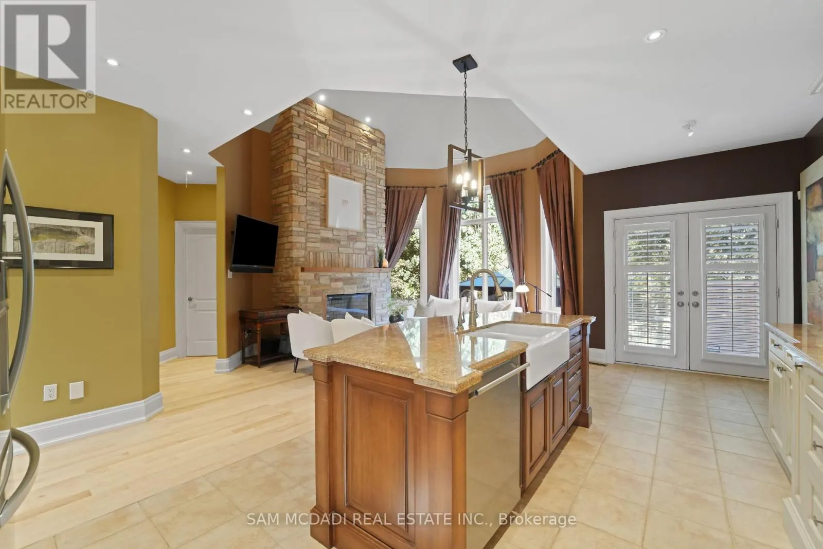 2258 PROVIDENCE ROAD