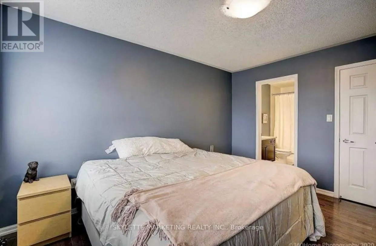 238 MORTIMER CRESCENT