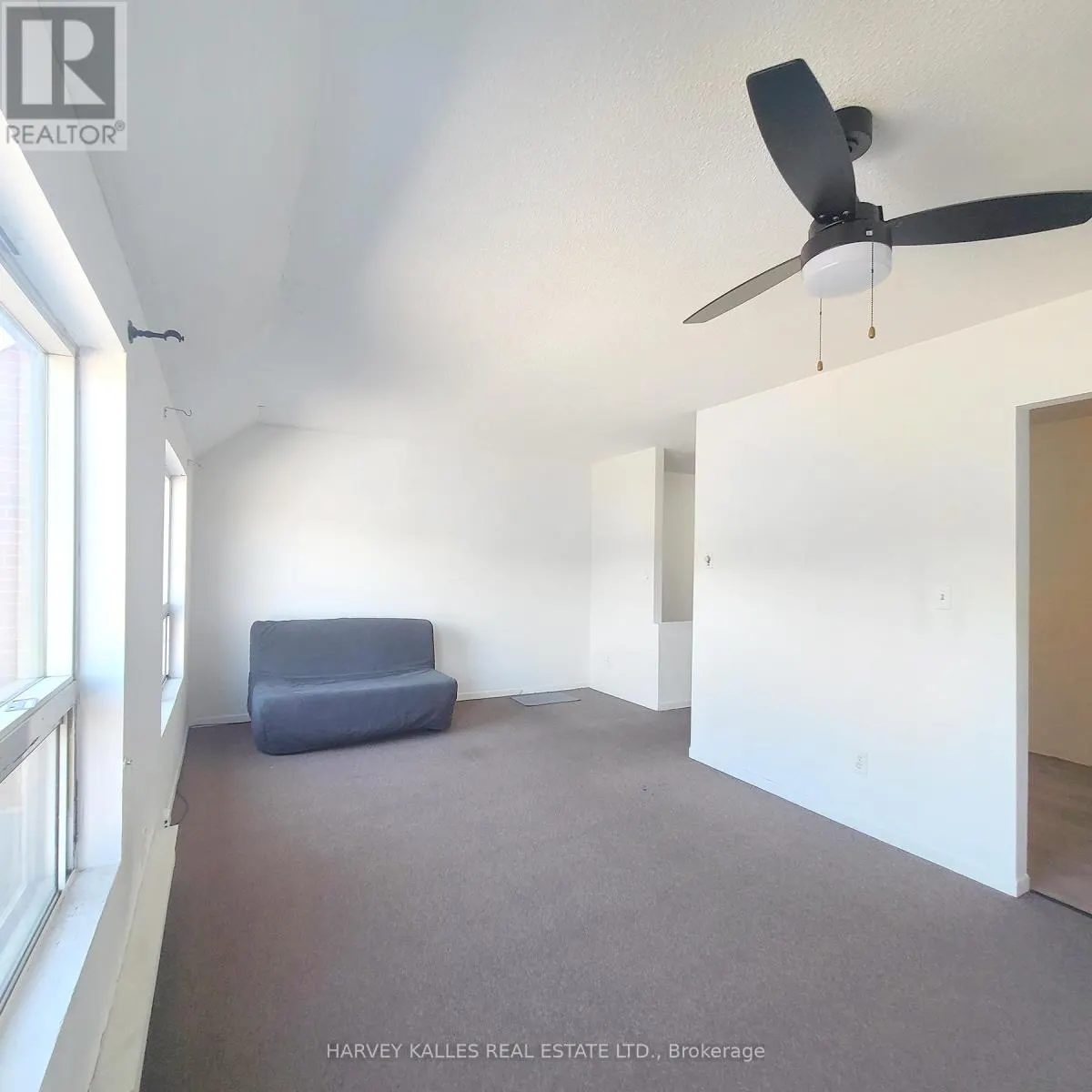 A - 3823 LAKESHORE BOULEVARD W