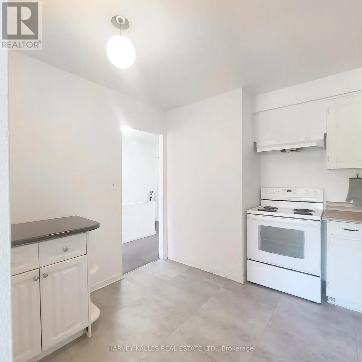 A - 3823 LAKESHORE BOULEVARD W