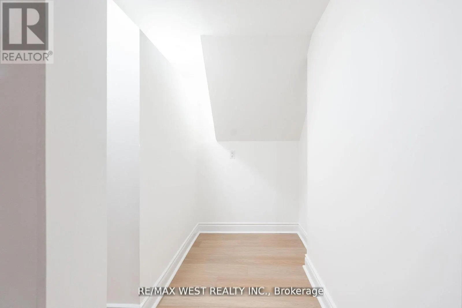 BASEMENT - 75 WRIGHT CRESCENT