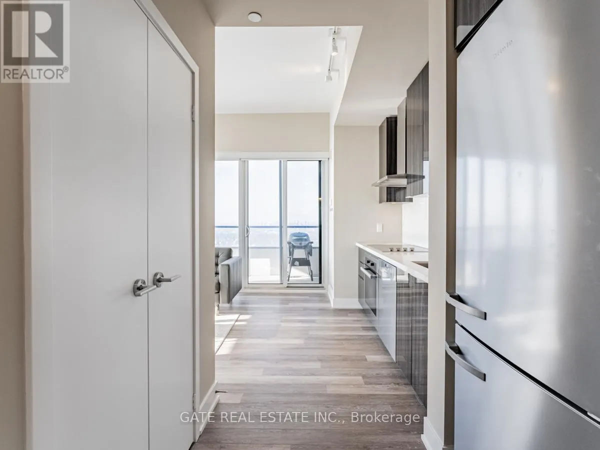 6010 - 30 SHORE BREEZE DRIVE