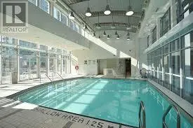517 - 220 BURNHAMTHORPE ROAD W