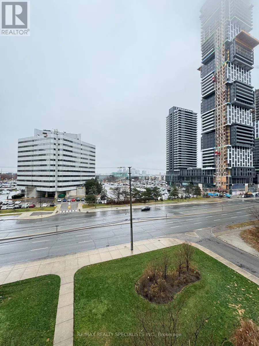 517 - 220 BURNHAMTHORPE ROAD W