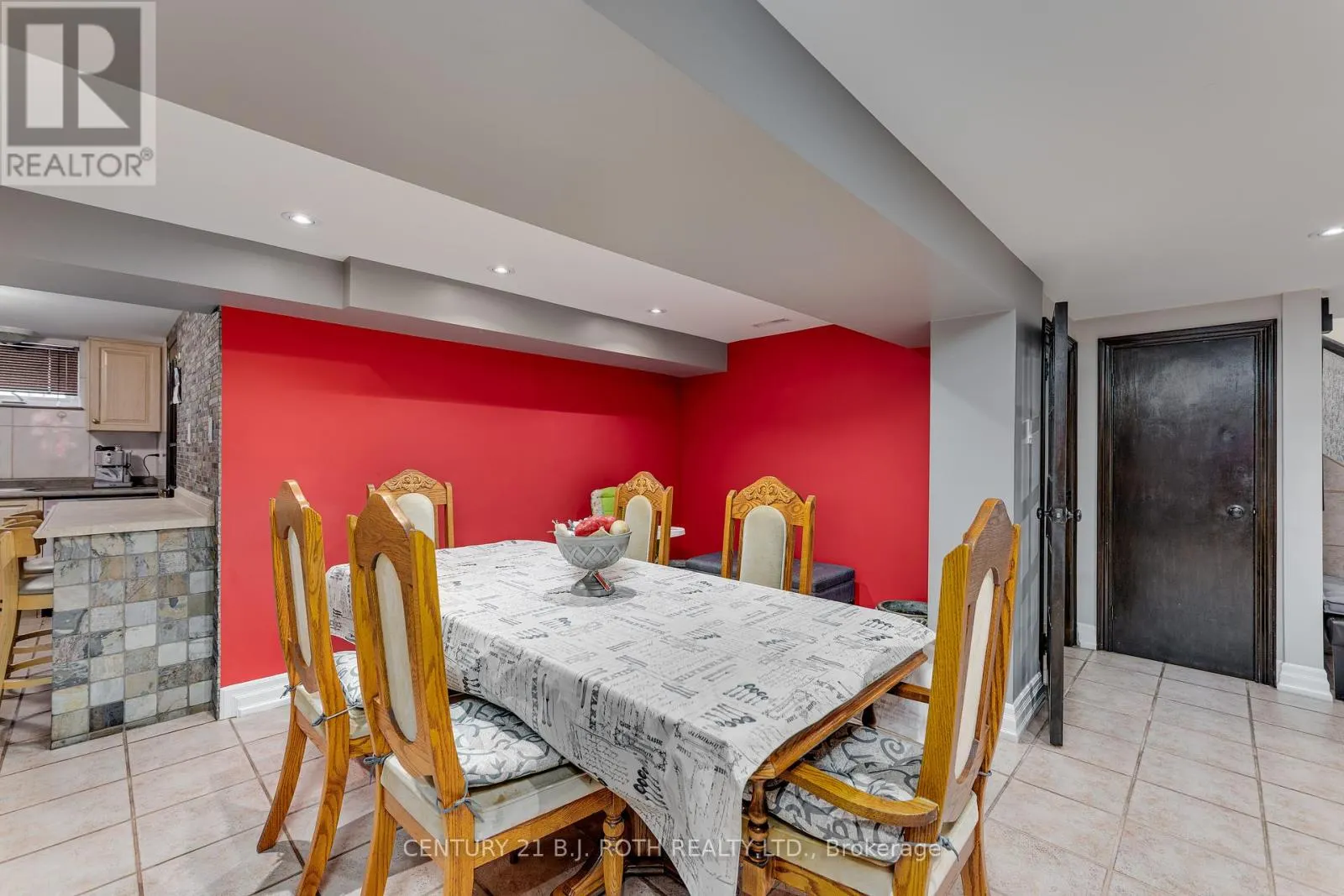 193 EPSOM DOWNS DRIVE