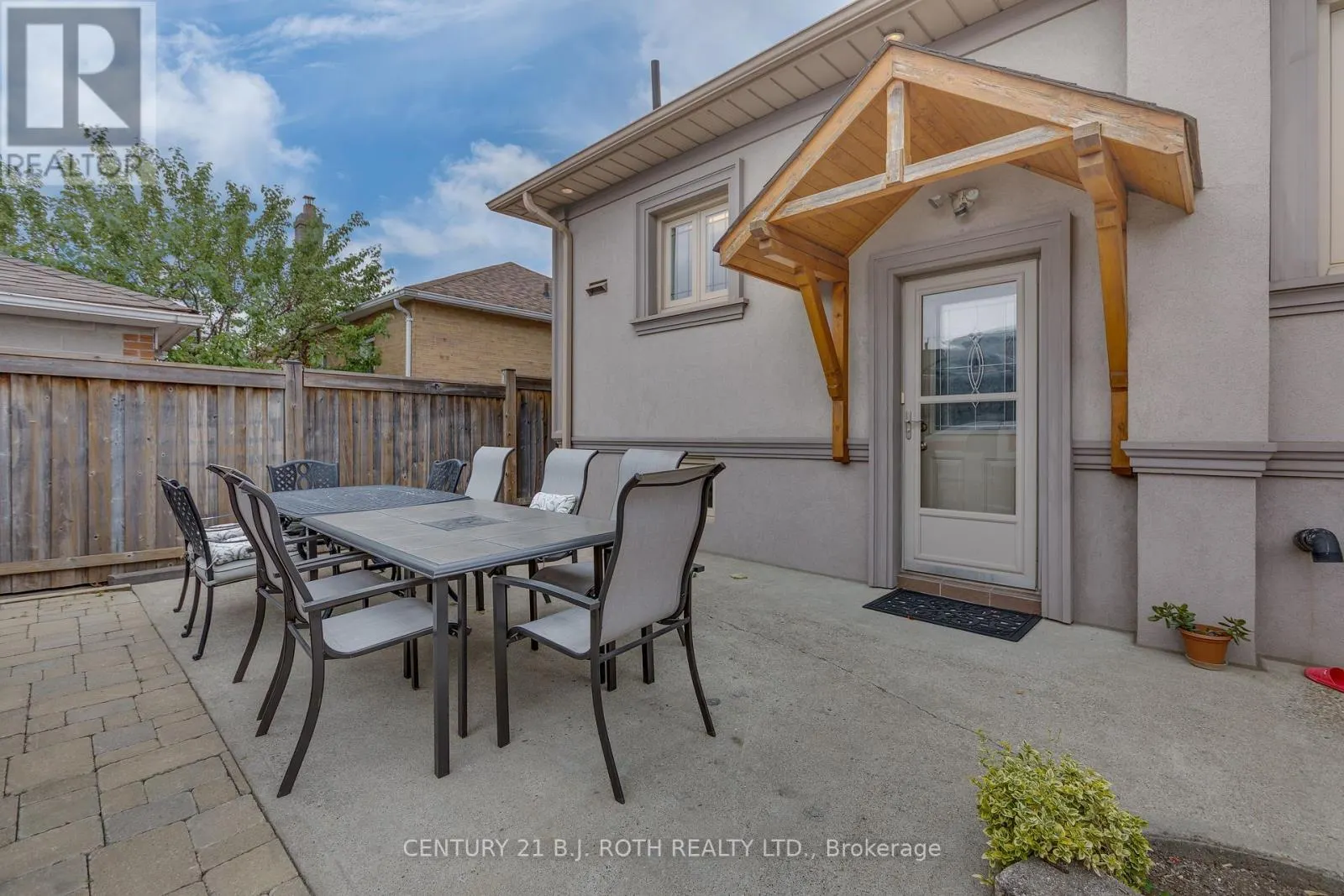 193 EPSOM DOWNS DRIVE