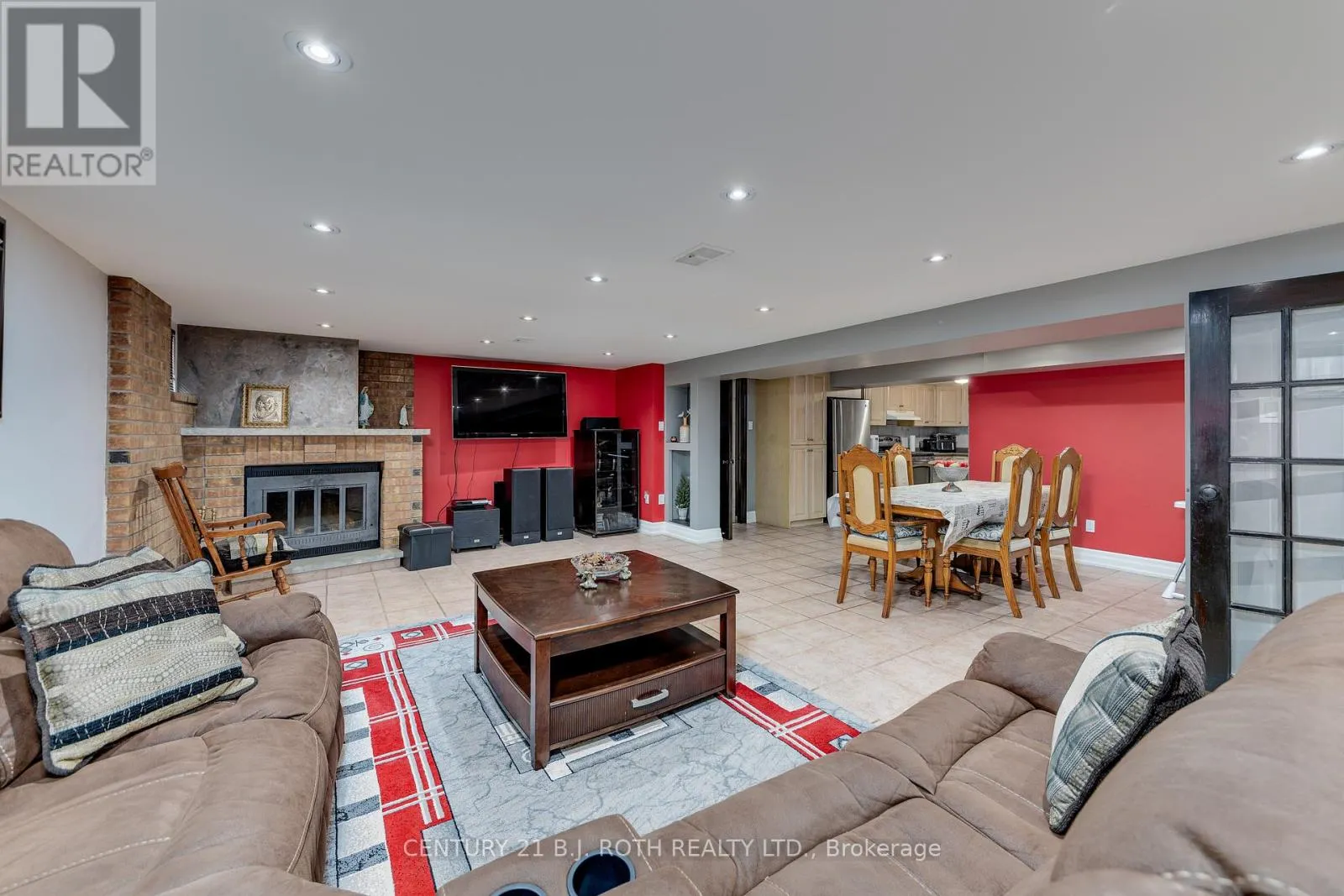 193 EPSOM DOWNS DRIVE