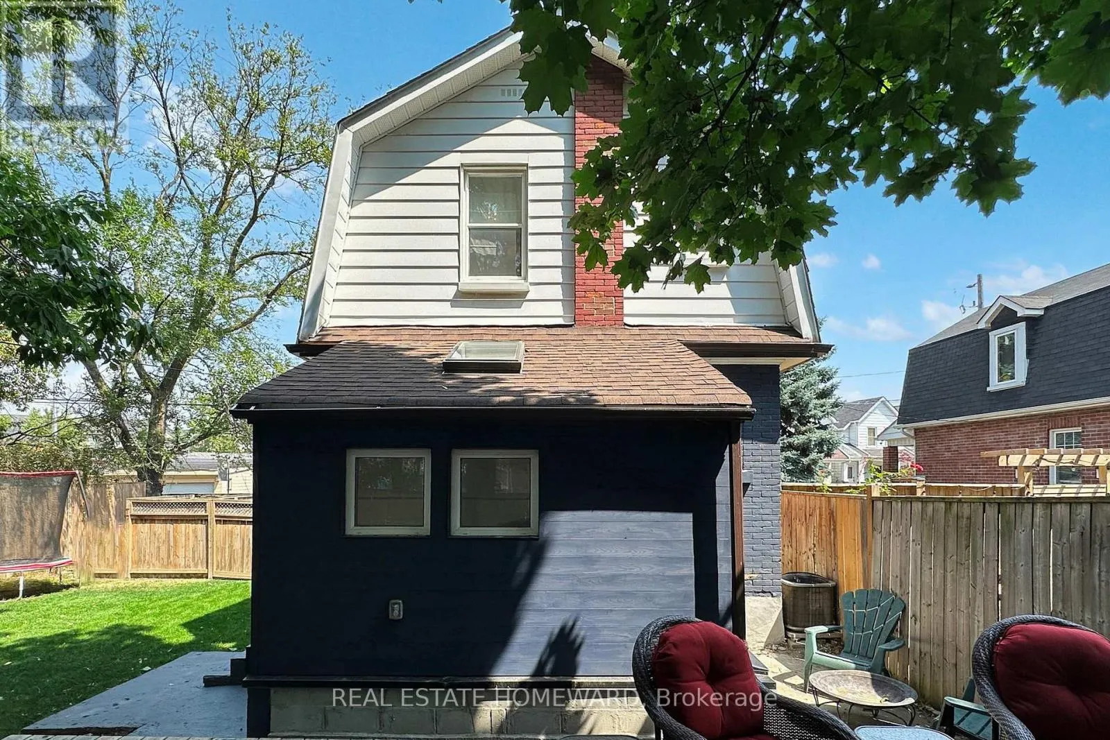 48 HOLLEY AVENUE