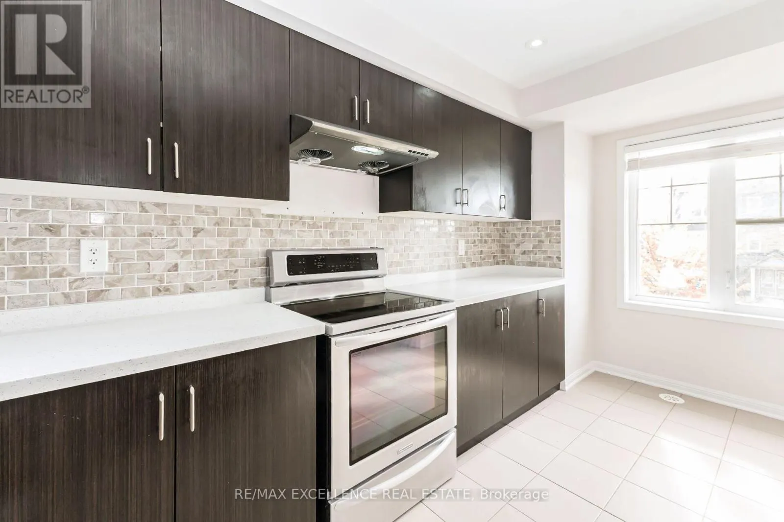 127 BLEASDALE AVENUE
