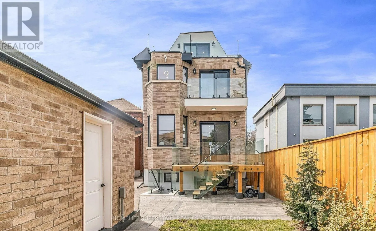 603 ROYAL YORK ROAD