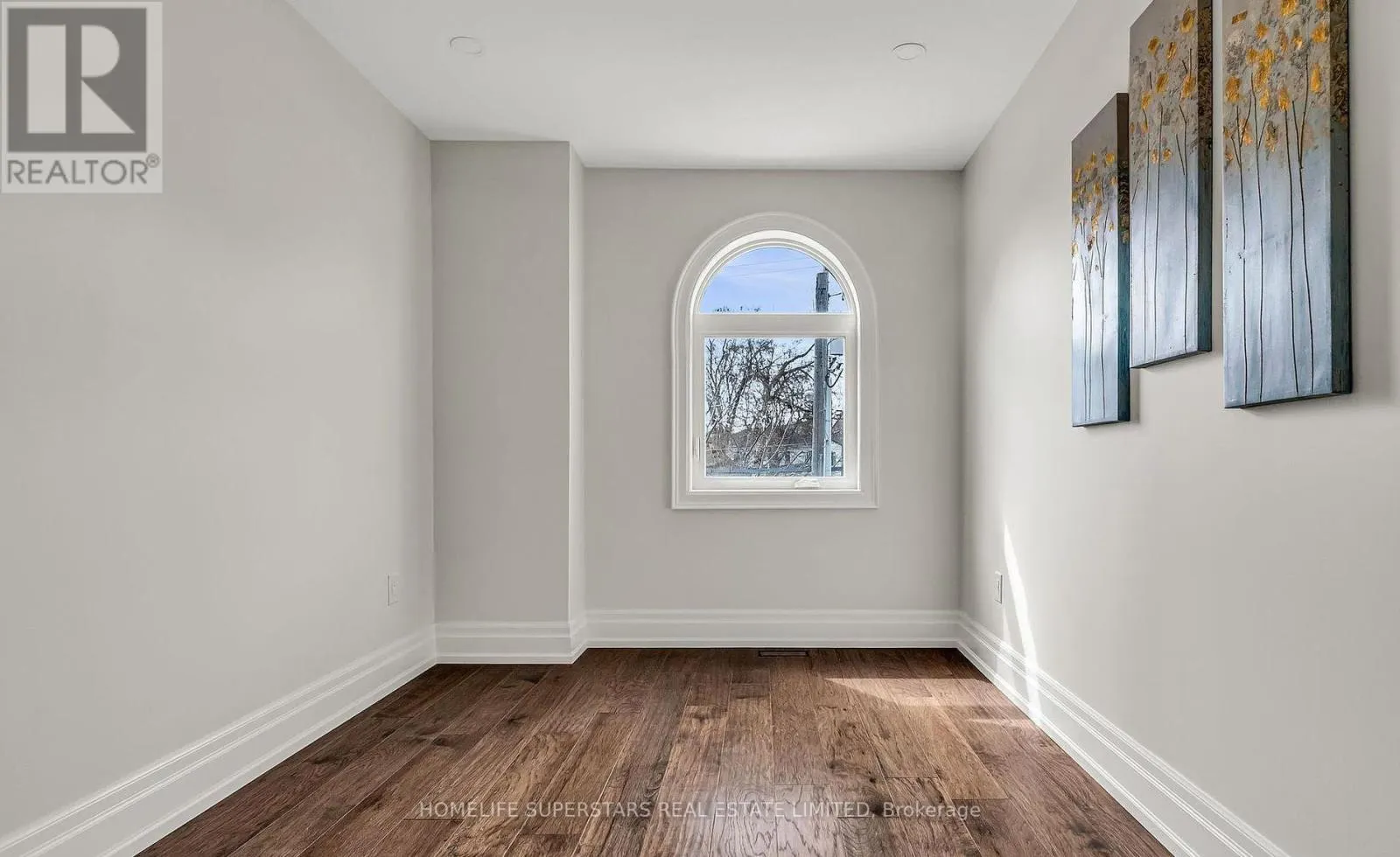 603 ROYAL YORK ROAD