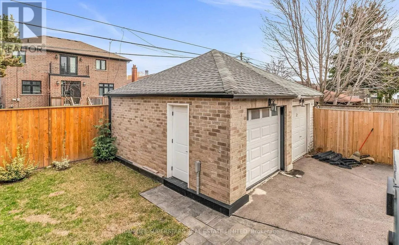 603 ROYAL YORK ROAD