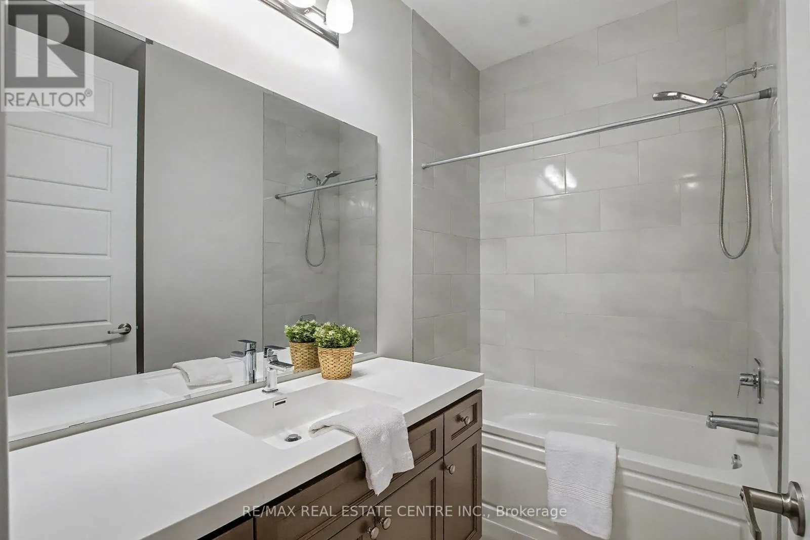 573 JUNEBERRY COURT