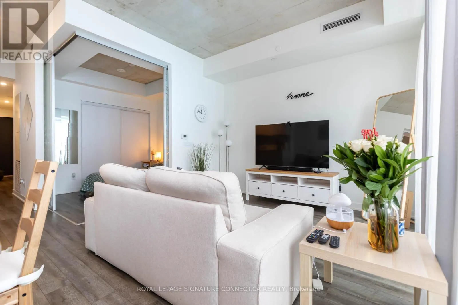 219 - 1808 ST CLAIR AVENUE W