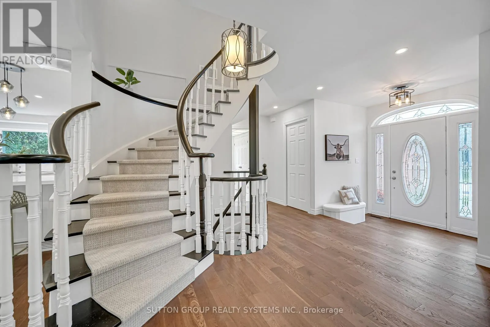 1280 SPRINGWOOD CRESCENT