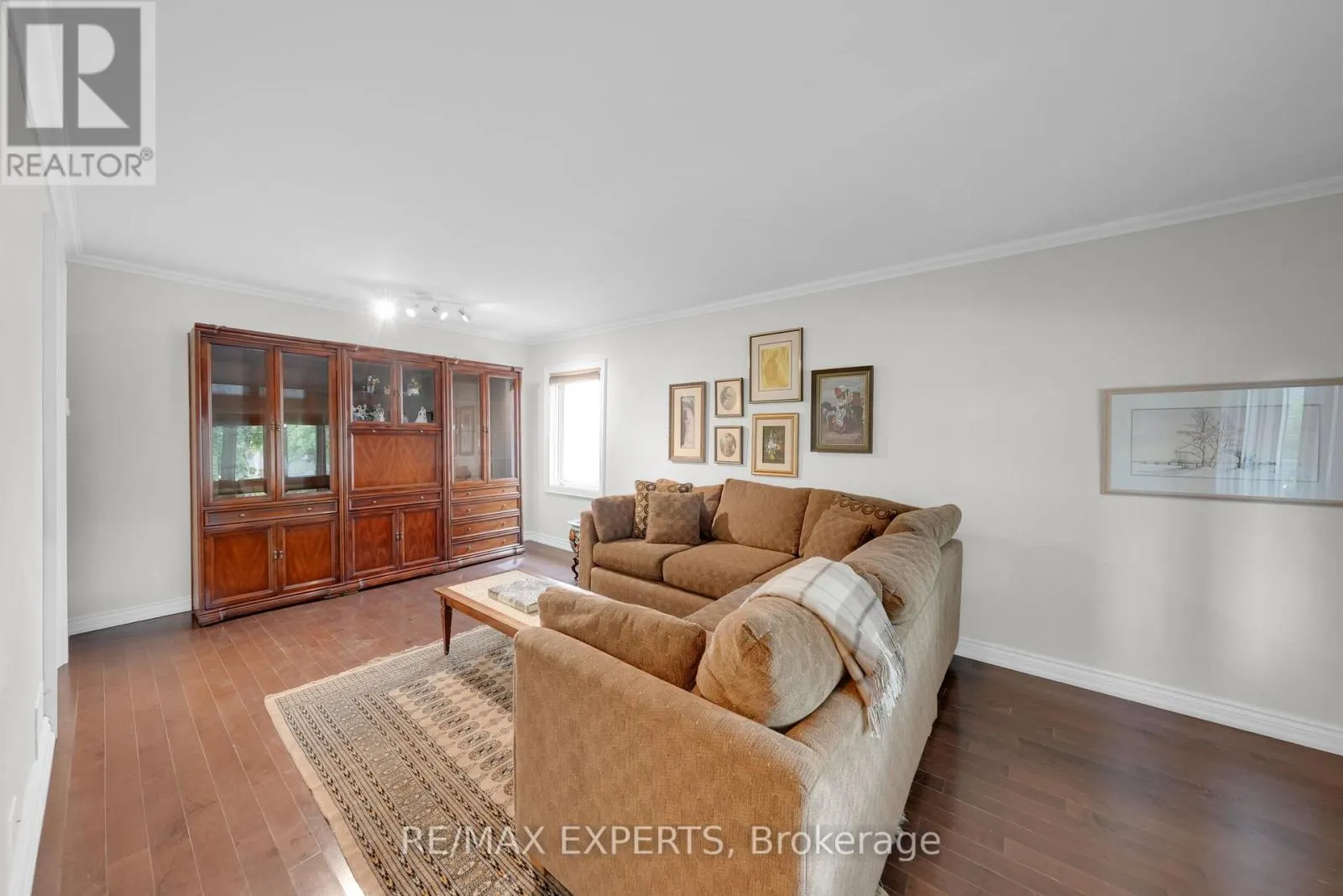 26 GROVEDALE AVENUE