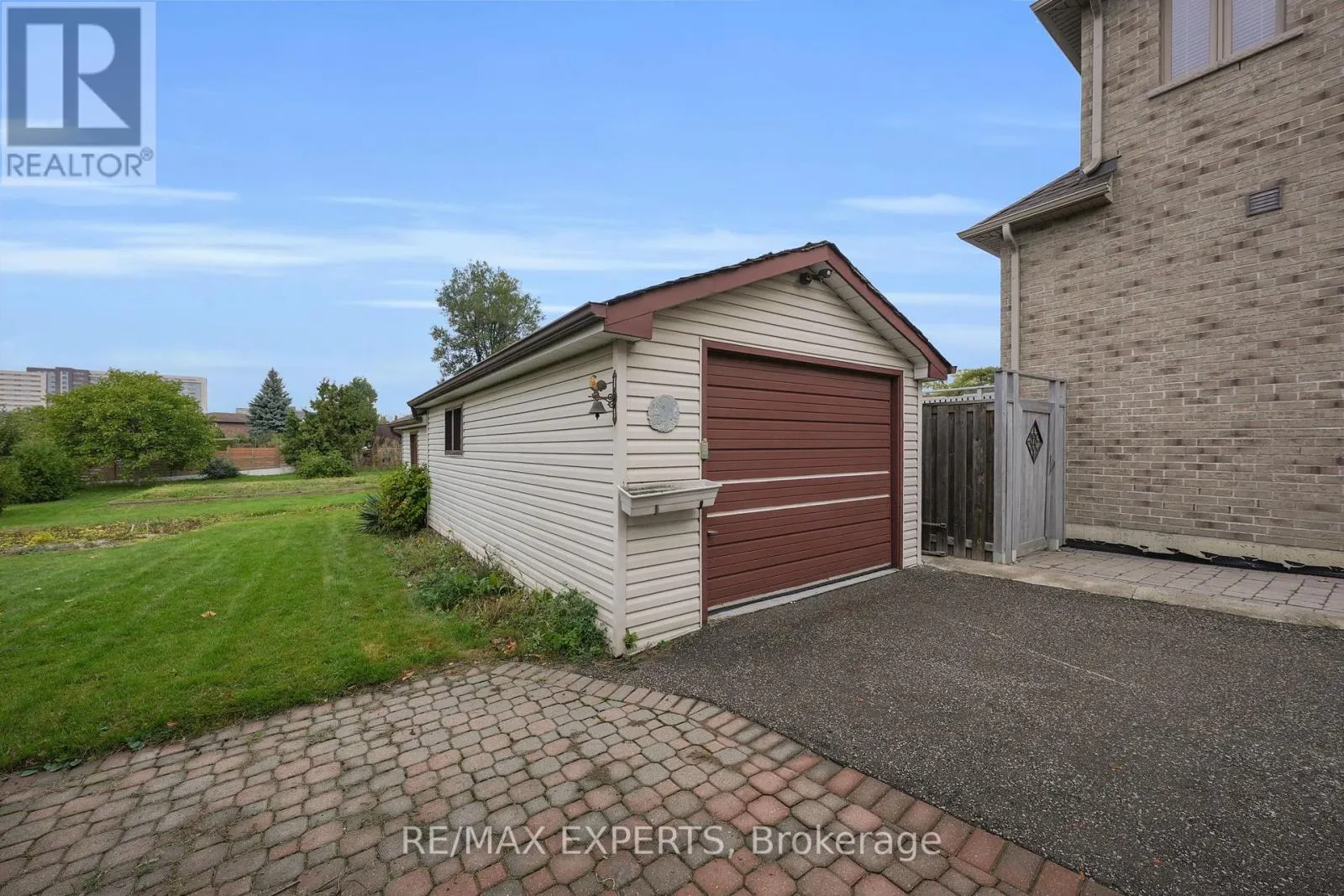 26 GROVEDALE AVENUE