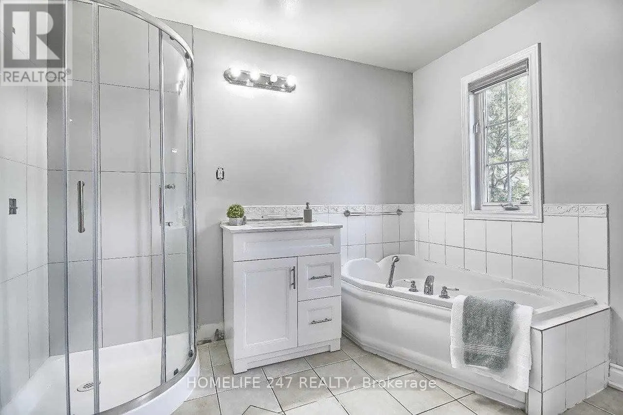 32 POPLAR PLAINS ROAD
