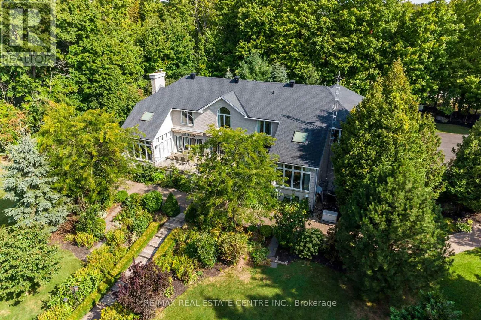 4220 ENNISCLARE DRIVE