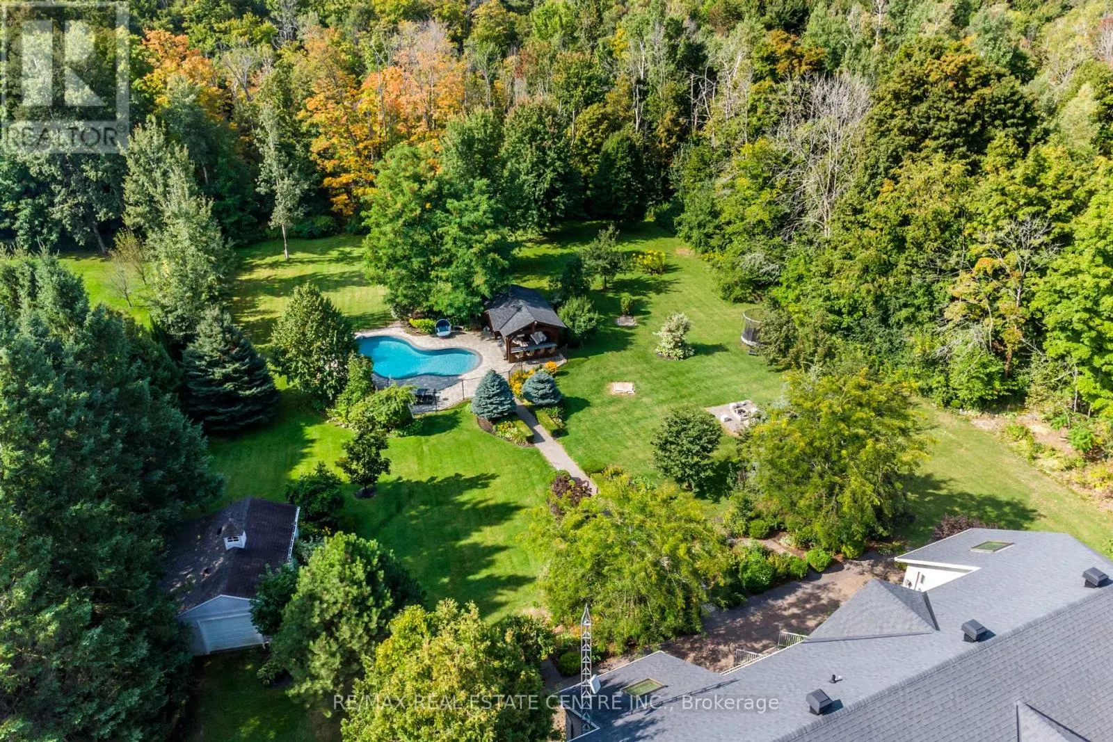 4220 ENNISCLARE DRIVE