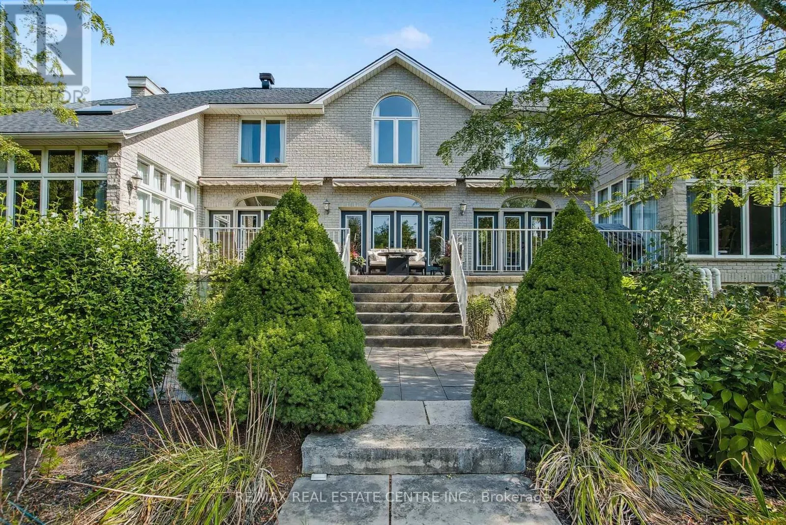 4220 ENNISCLARE DRIVE