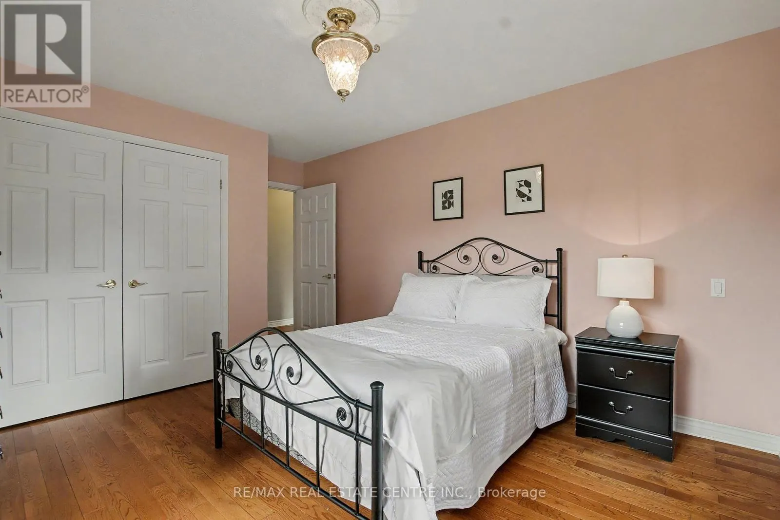 4220 ENNISCLARE DRIVE