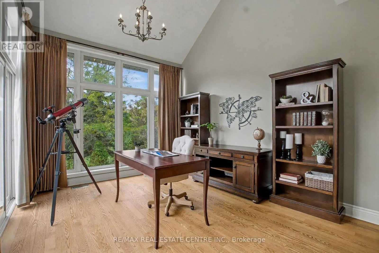 4220 ENNISCLARE DRIVE