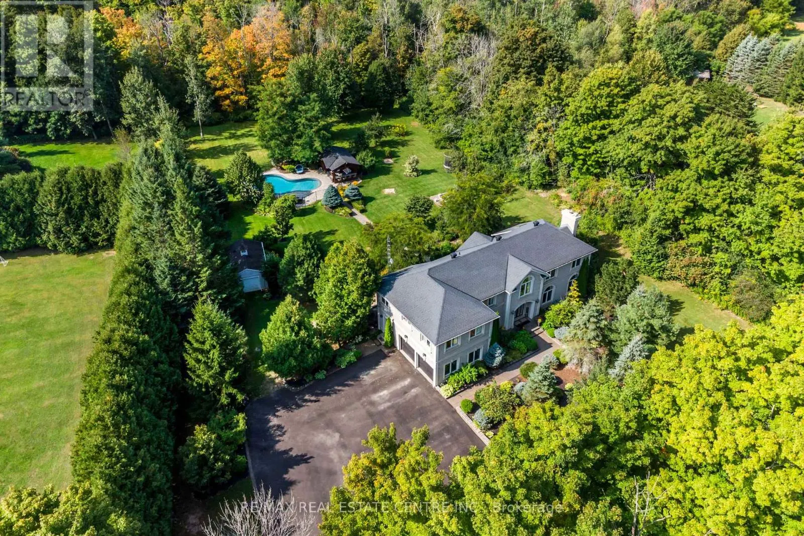 4220 ENNISCLARE DRIVE
