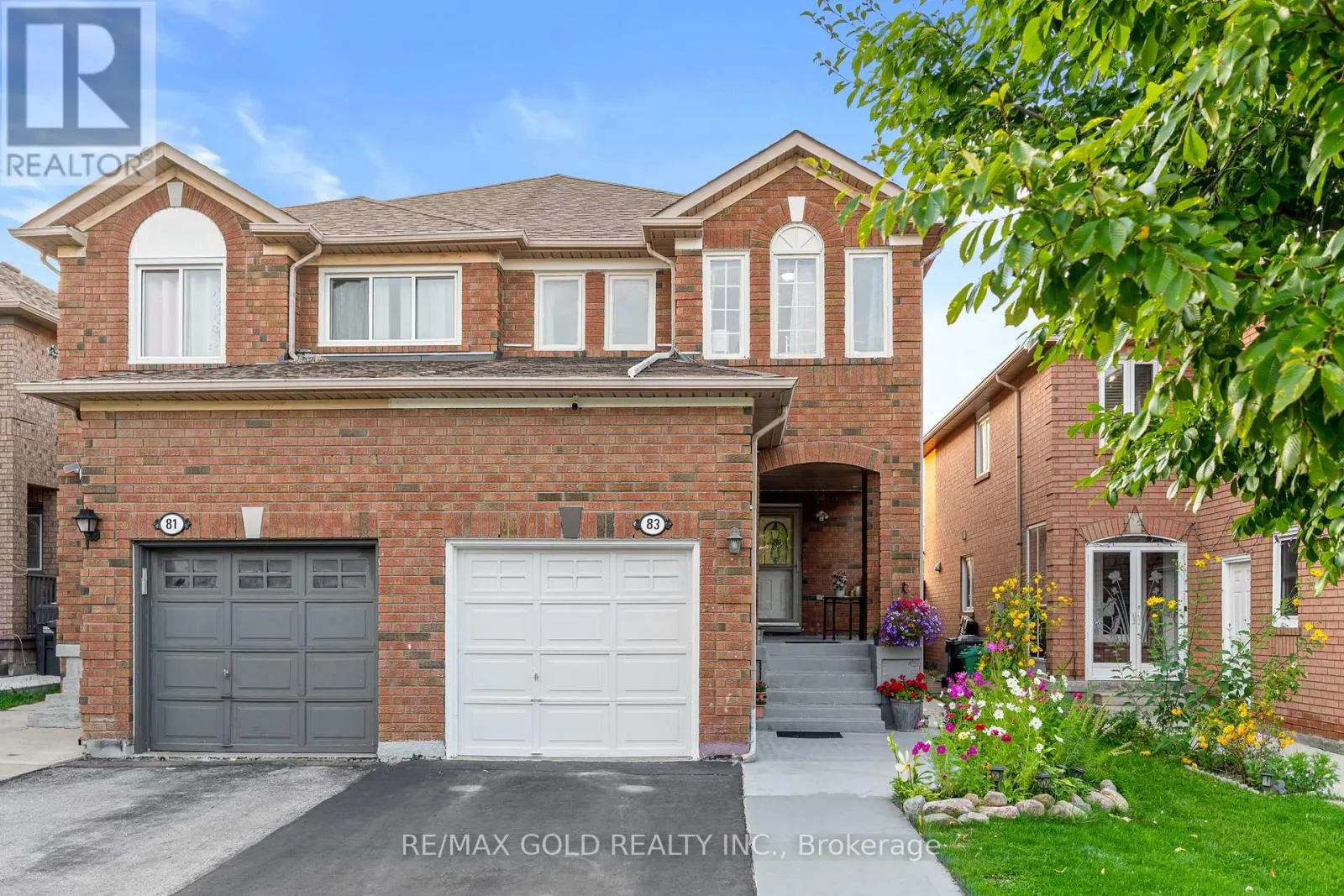 83 MOUNT RANIER CRESCENT