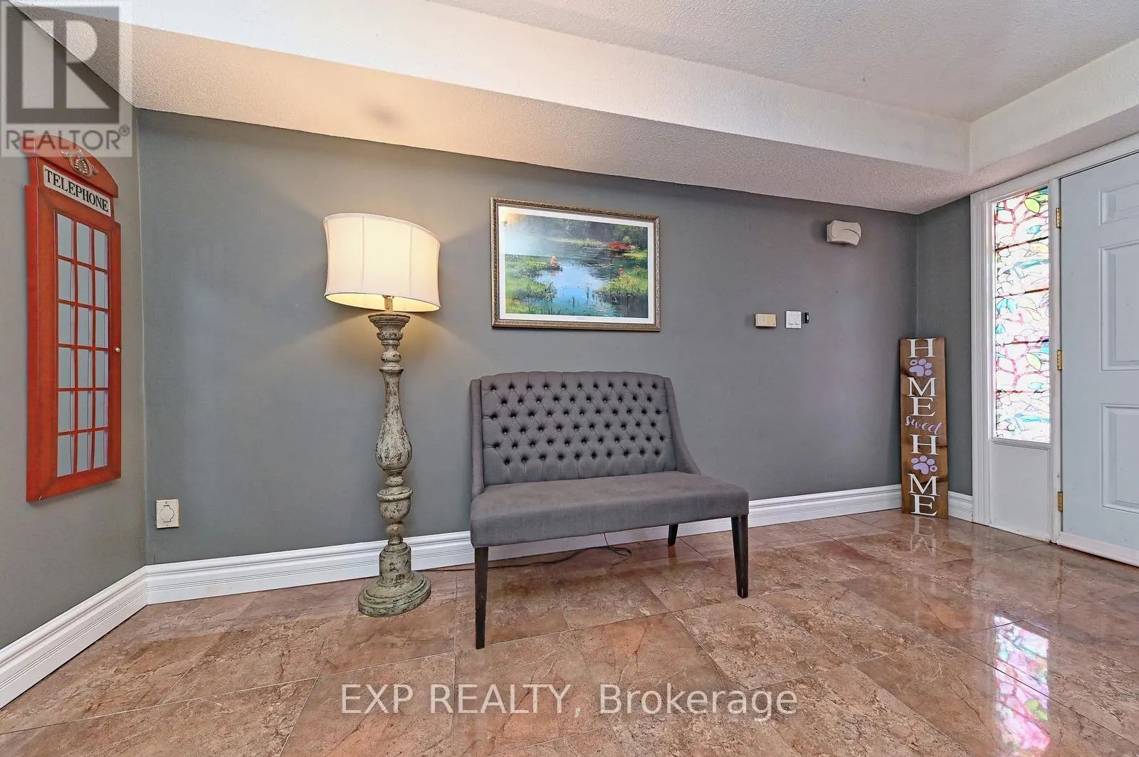 40 - 40 STORNWOOD COURT NE