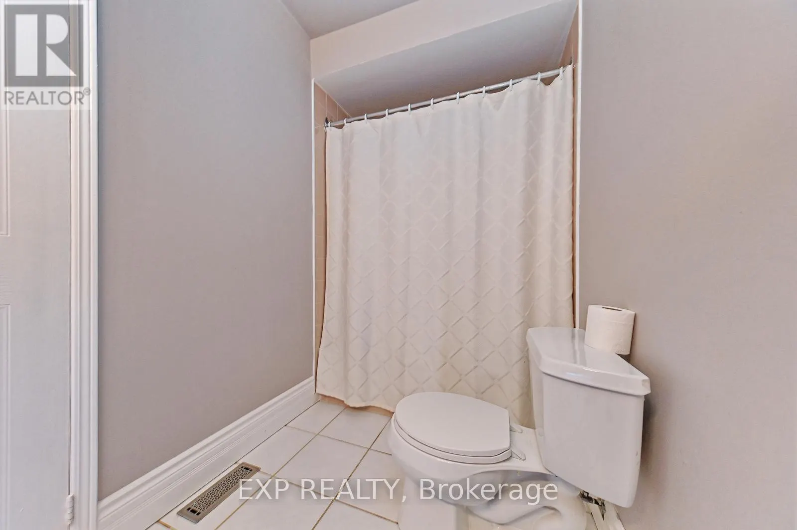 40 - 40 STORNWOOD COURT NE