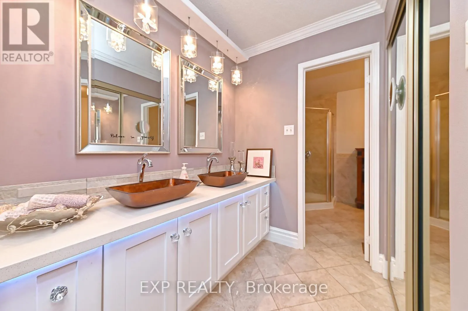 40 - 40 STORNWOOD COURT NE