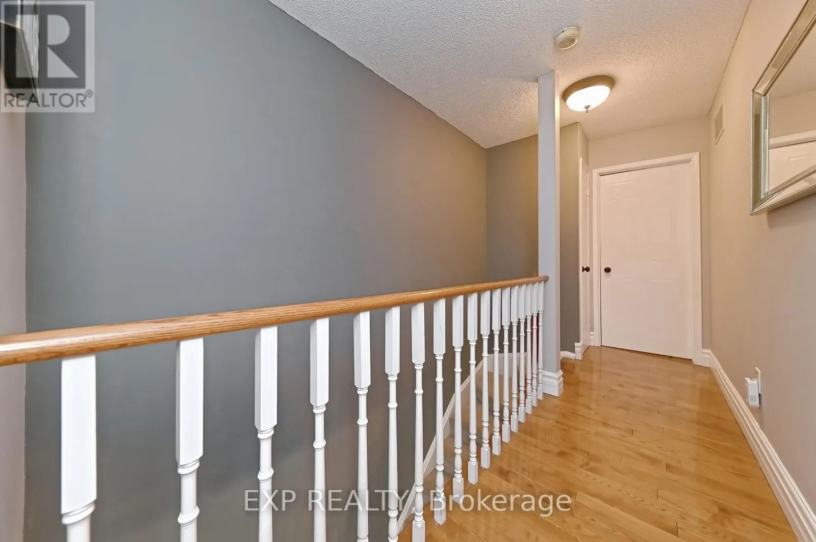 40 - 40 STORNWOOD COURT NE