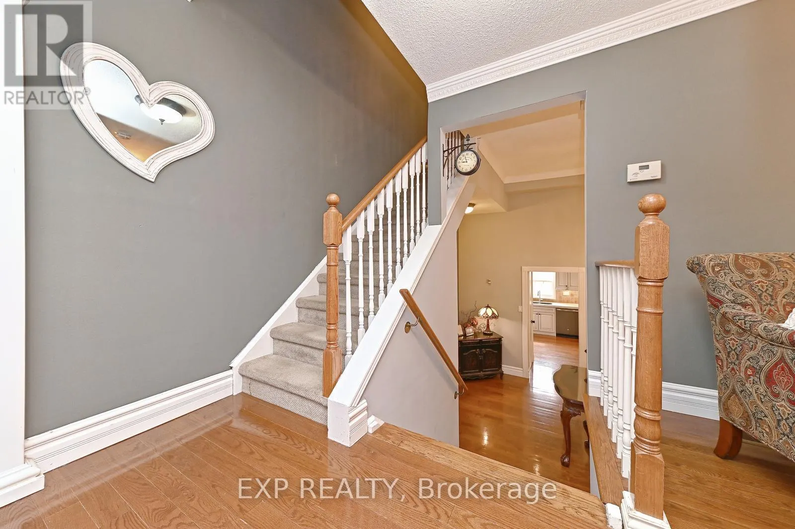 40 - 40 STORNWOOD COURT NE