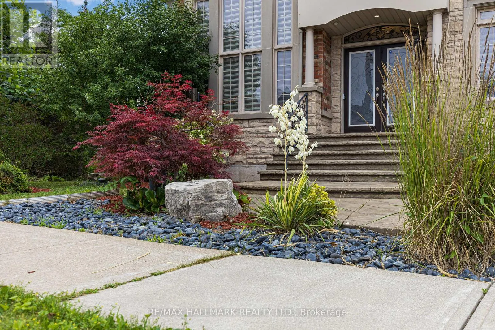 2485 MEADOWRIDGE DRIVE