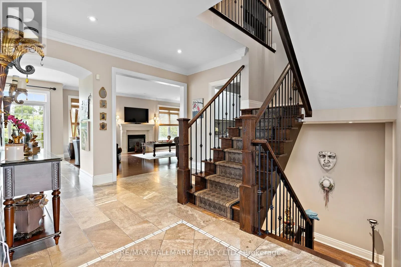 2485 MEADOWRIDGE DRIVE