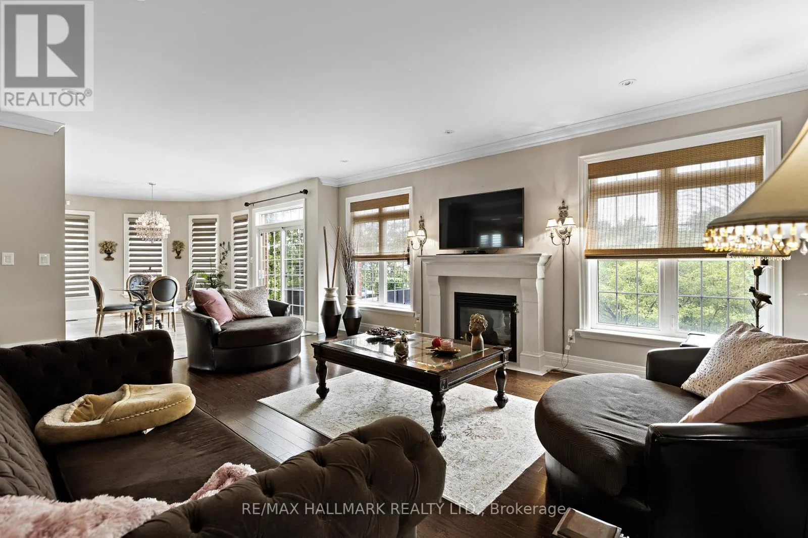 2485 MEADOWRIDGE DRIVE