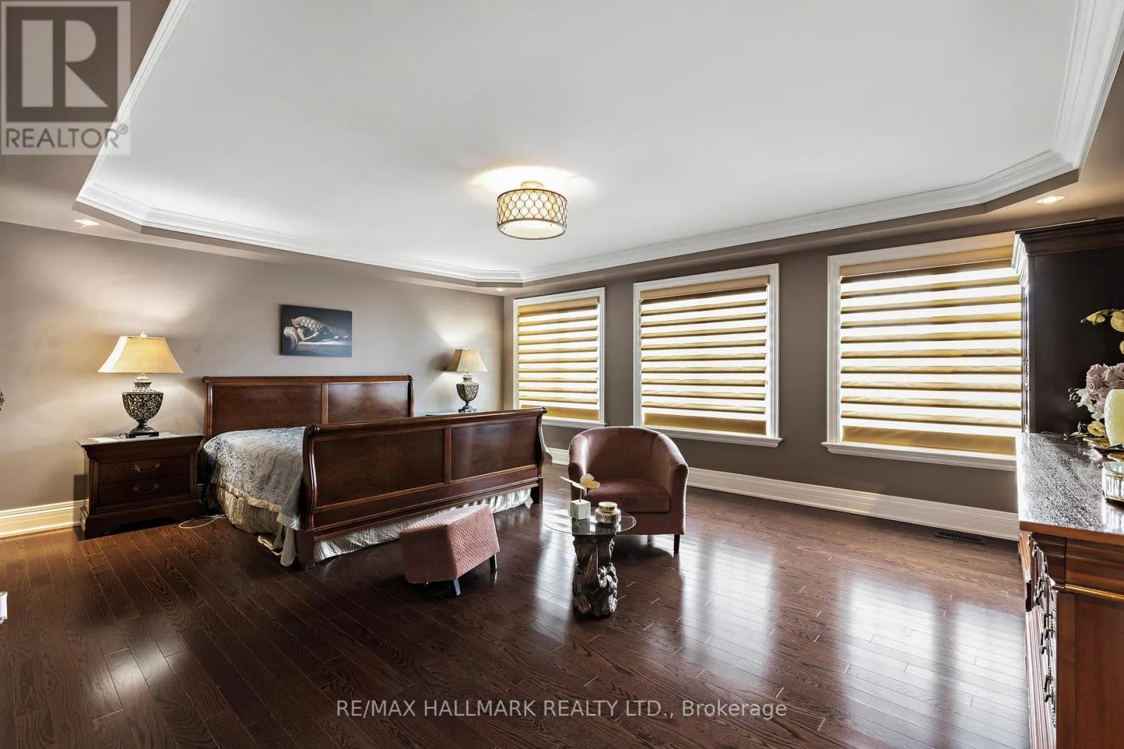 2485 MEADOWRIDGE DRIVE