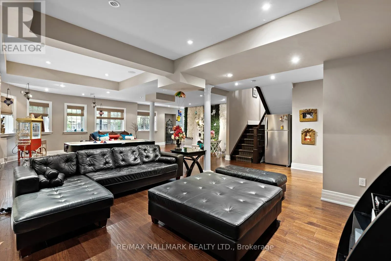 2485 MEADOWRIDGE DRIVE